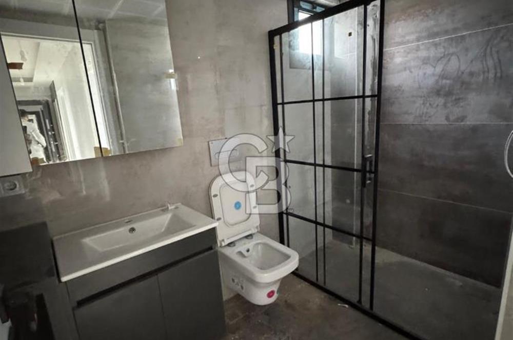 Torbalı Havuzlu Çiçek Park Sitesi'nde 3+1 Satılık Daire