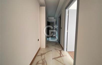 Çiğli Yeni Mahallede Kapalı Mutfak Kiralık 2+1 CB PH