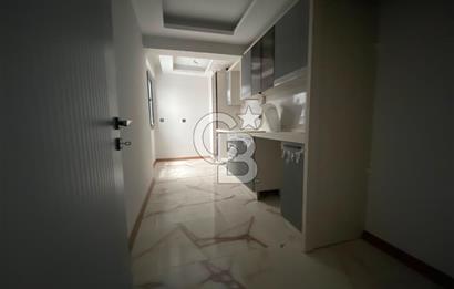 Çiğli Yeni Mahallede Kapalı Mutfak Kiralık 2+1 CB PH