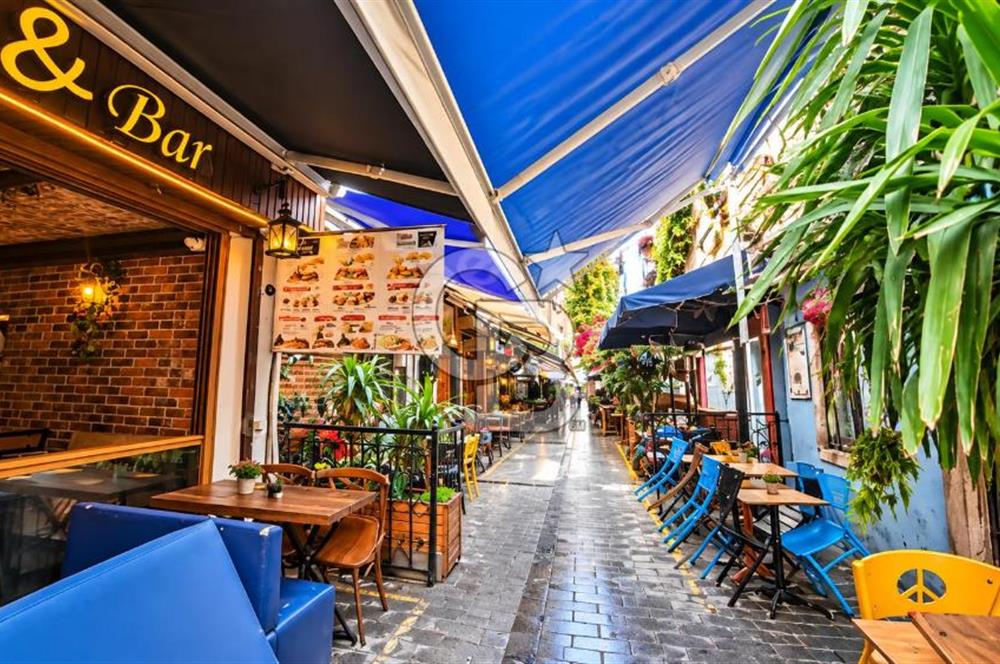 MUSELAND-ALSANCAK CAN YÜCEL SOKAK'TA SATILIK DÜKKAN