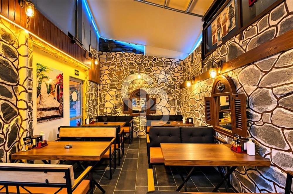 MUSELAND-ALSANCAK CAN YÜCEL SOKAK'TA SATILIK DÜKKAN