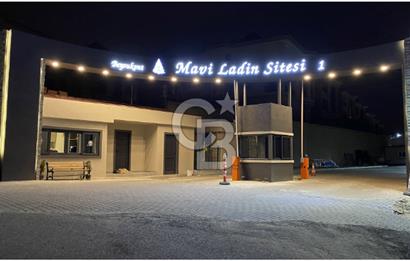 Mutlukent Mavi Ladin Sitesi'nde  Satılık 5+2 Lüks  Villa
