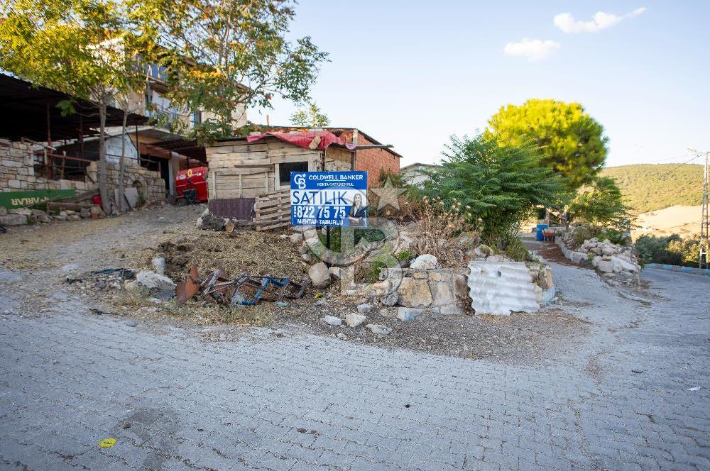 Foça Kocamehmetler Köy İçinde Satılık Arsa