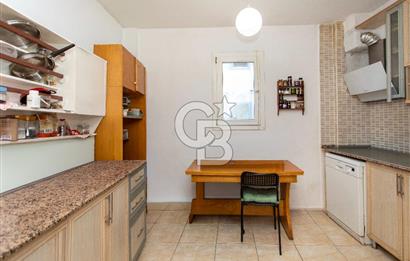 Foça Atatürk Mah. Satılık 2+1 Bahçe Katı Daire