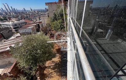 BAYRAKLI DA 2 KATLI 2 DAİRELİ TADİLATLI 146 M2 ARSA İÇERİSİNDE MÜSTAKİL EV 