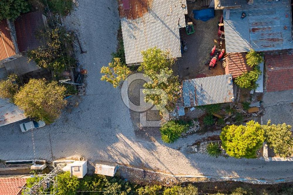 Foça Kocamehmetler Köy İçinde Satılık Arsa