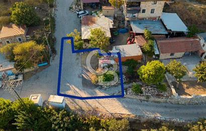 Foça Kocamehmetler Köy İçinde Satılık Arsa