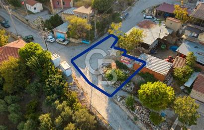 Foça Kocamehmetler Köy İçinde Satılık Arsa