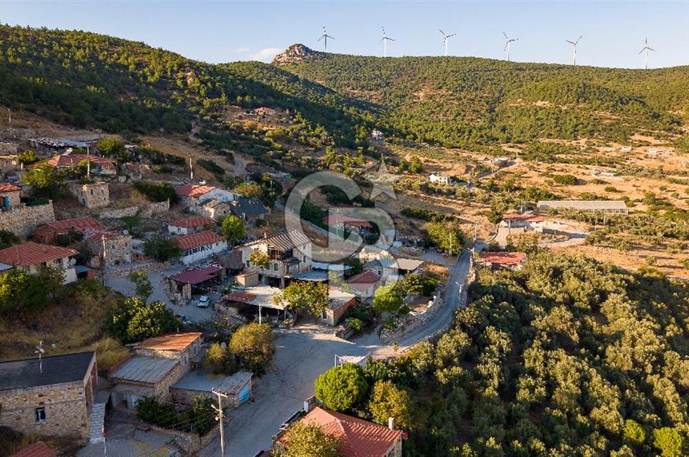 Foça Kocamehmetler Köy İçinde Satılık Arsa