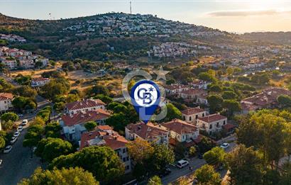 Foça Atatürk Mah. Satılık 2+1 Bahçe Katı Daire