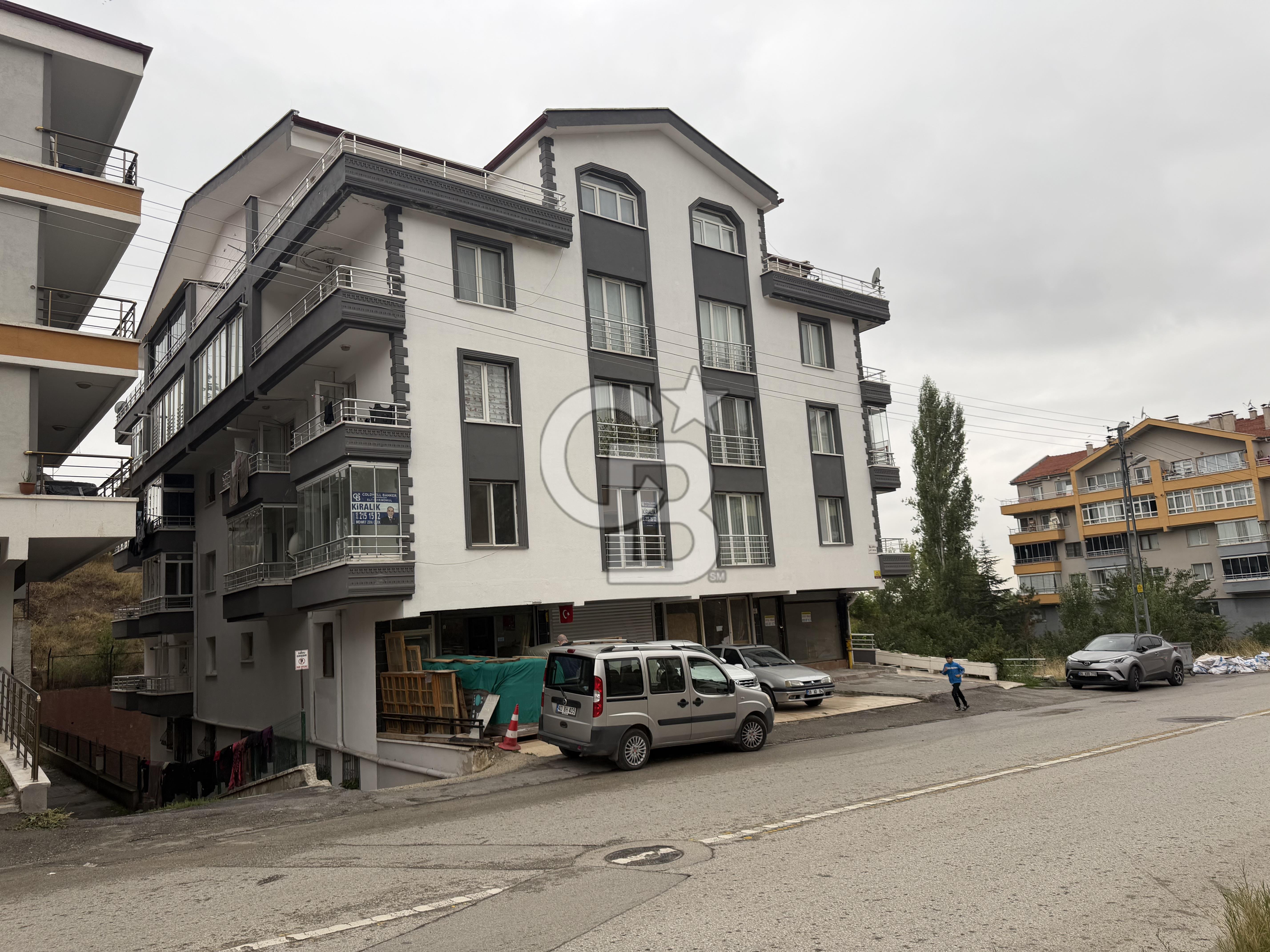 Mamak Bostancik'ta Satilik 2+1 Masrafsiz Cati Dubleksi