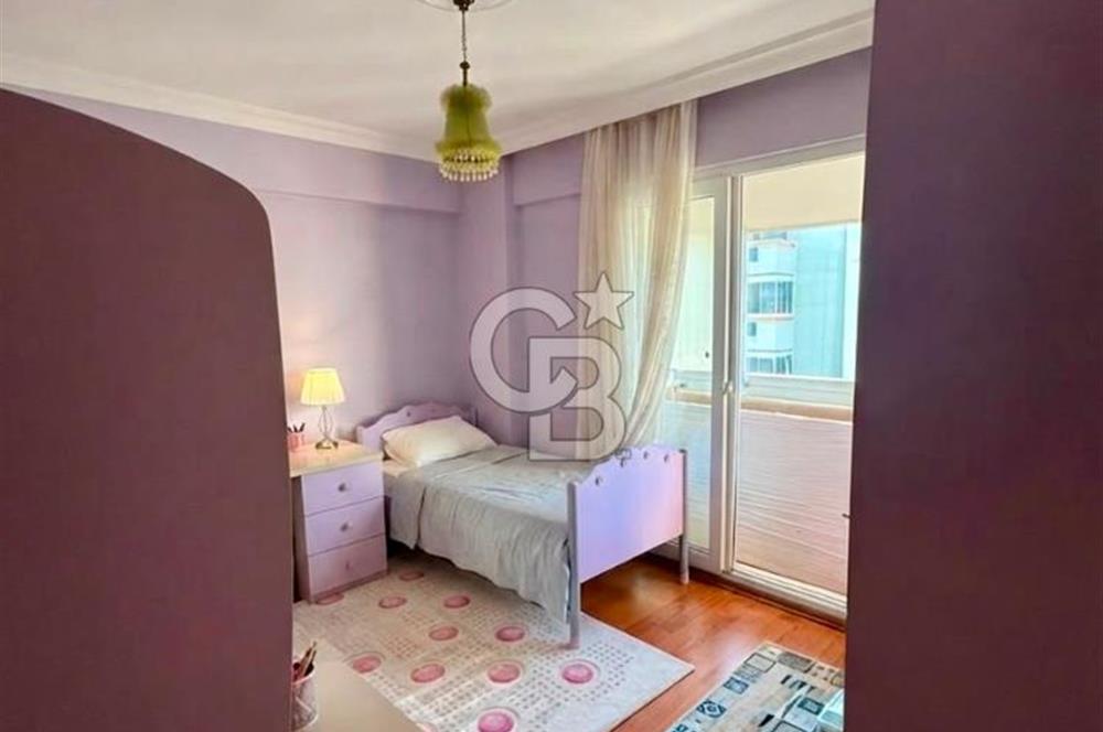 Menderes Ana caddede Geniş ve aydınlık 2+1 Satılık Daire