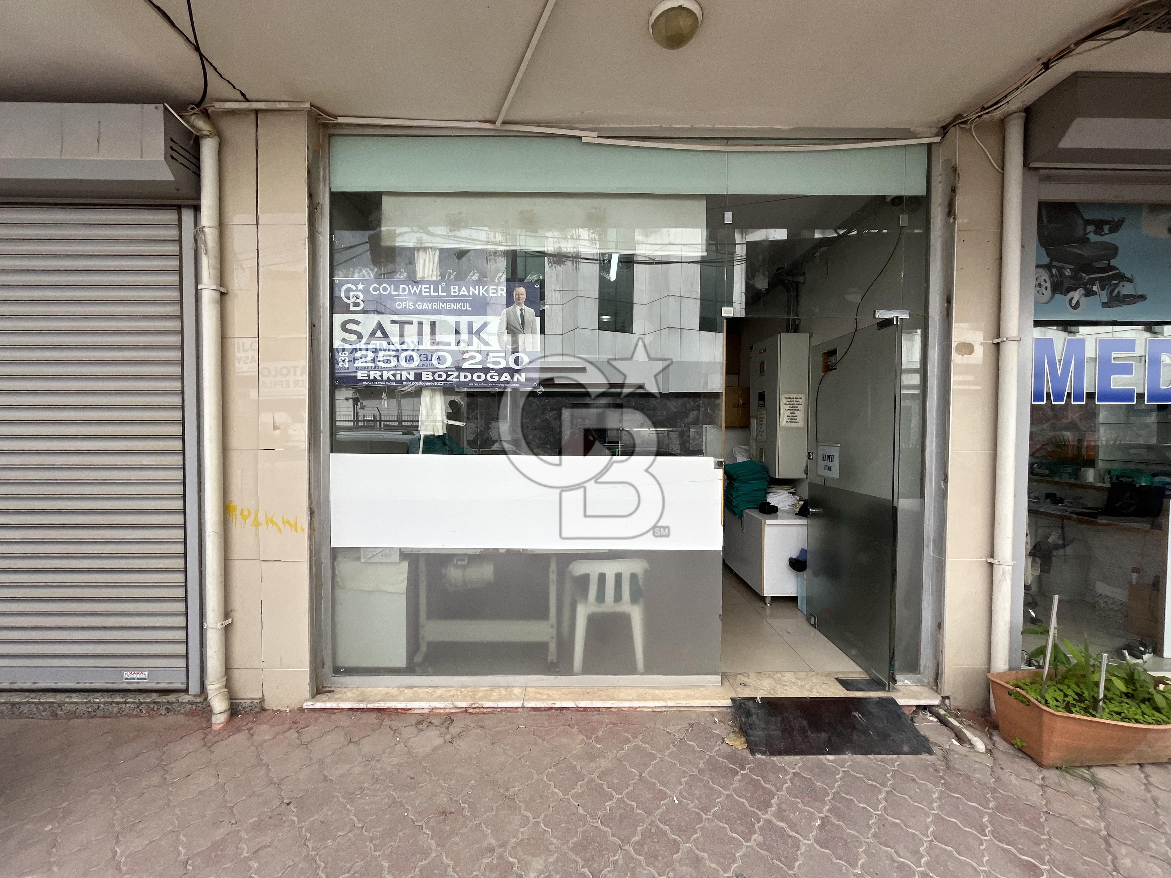 Ege Umut Hastanesi karşısı Kurumsal Kiracılı Dükkan