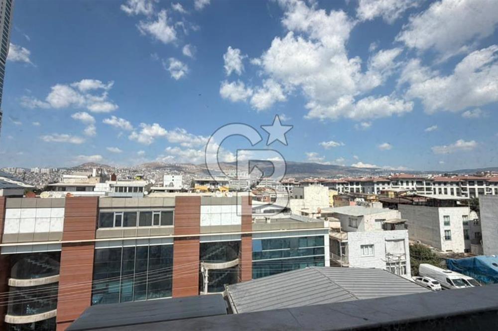 Folkart Tower's Karşısı Cadde Üzeri Teraslı Kiralık Ofis