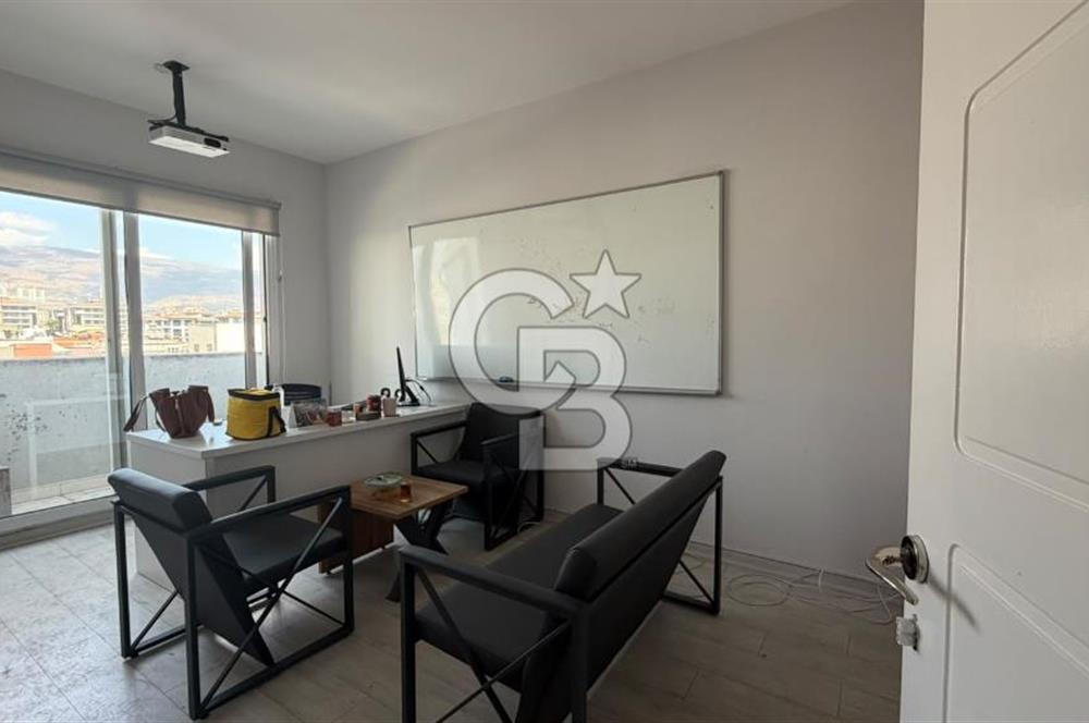 Folkart Tower's Karşısı Cadde Üzeri Teraslı Kiralık Ofis