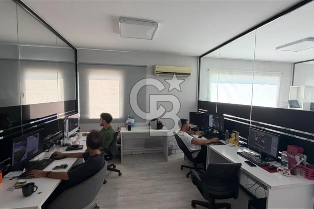 Folkart Tower's Karşısı Cadde Üzeri Teraslı Kiralık Ofis