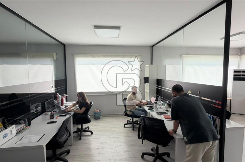 Folkart Tower's Karşısı Cadde Üzeri Teraslı Kiralık Ofis