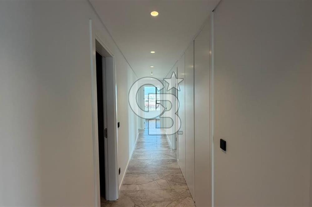 Folkart Nova'da Deniz Manzaralı Teraslı 4+1 Kiralık Rezidans