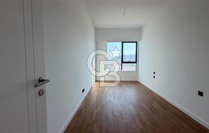 Folkart Nova'da Deniz Manzaralı Teraslı 4+1 Kiralık Rezidans