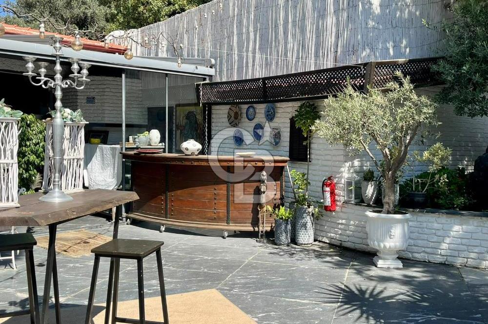 Kadınlar Denizi'nde İşletme ve Mülkü İle Satılık Restaurant