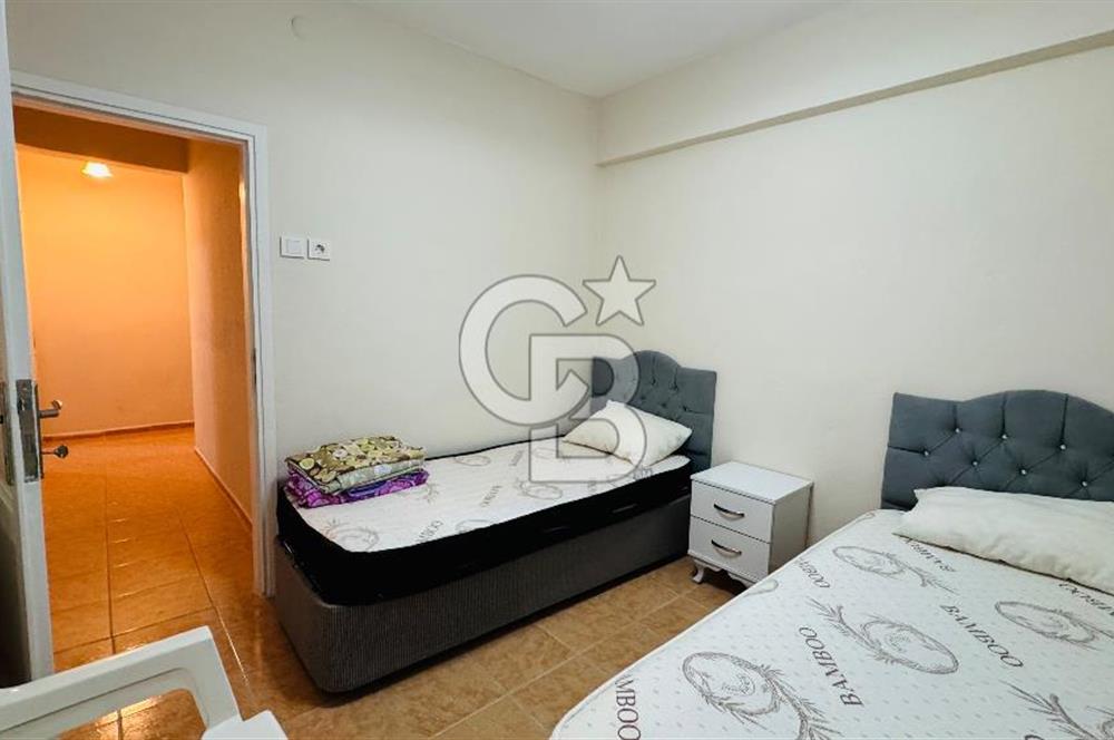 Foça Atatürk Mah. Kiralık 3+1 Eşyalı Bahçe Katı Daire
