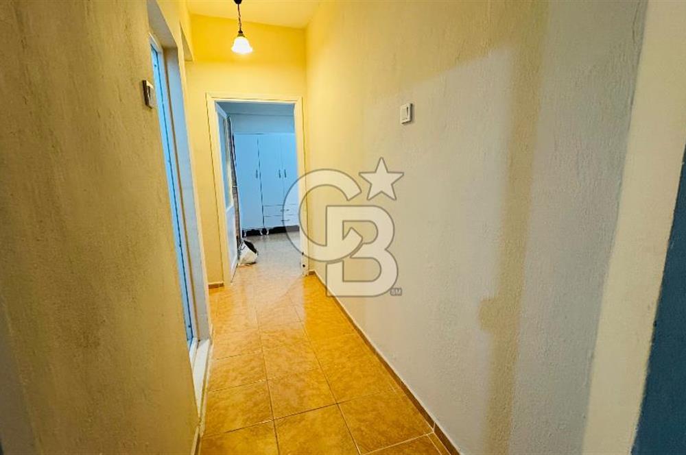 Foça Atatürk Mah. Kiralık 3+1 Eşyalı Bahçe Katı Daire