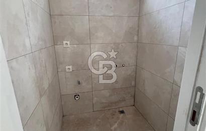 CADDE ÜZERİNDE OTOPARKLI 3+1 ÜST DUBLEKS DAİRE