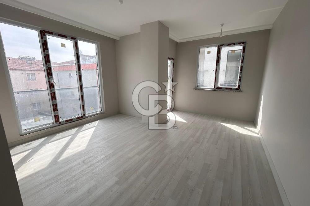 CADDE ÜZERİNDE OTOPARKLI 3+1 ÜST DUBLEKS DAİRE