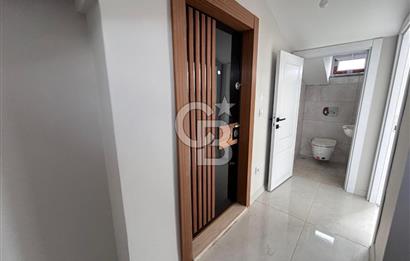CADDE ÜZERİNDE OTOPARKLI 3+1 ÜST DUBLEKS DAİRE