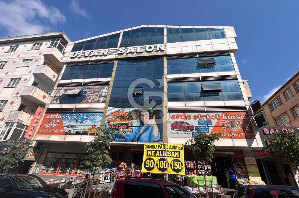 YENİDOĞAN MERKEZDE KİRALIK PLAZA KATI