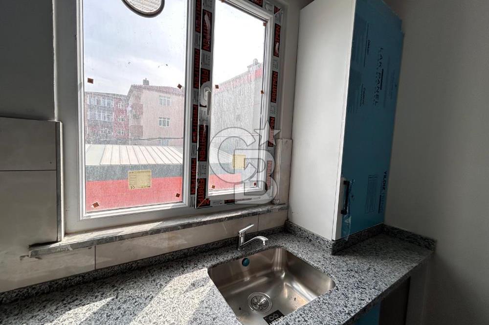 SIFIR OTOPARKLI CADDE ÜZERİ ARA KAT 2+1 DAİRE