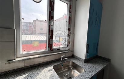 SIFIR OTOPARKLI CADDE ÜZERİ ARA KAT 2+1 DAİRE