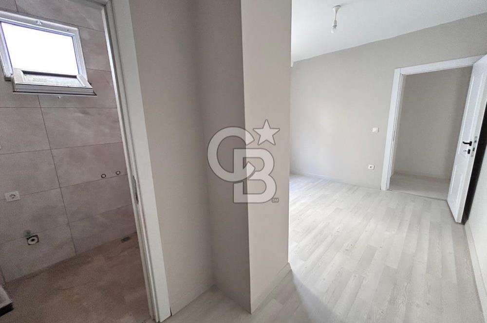 SIFIR OTOPARKLI CADDE ÜZERİ ARA KAT 2+1 DAİRE