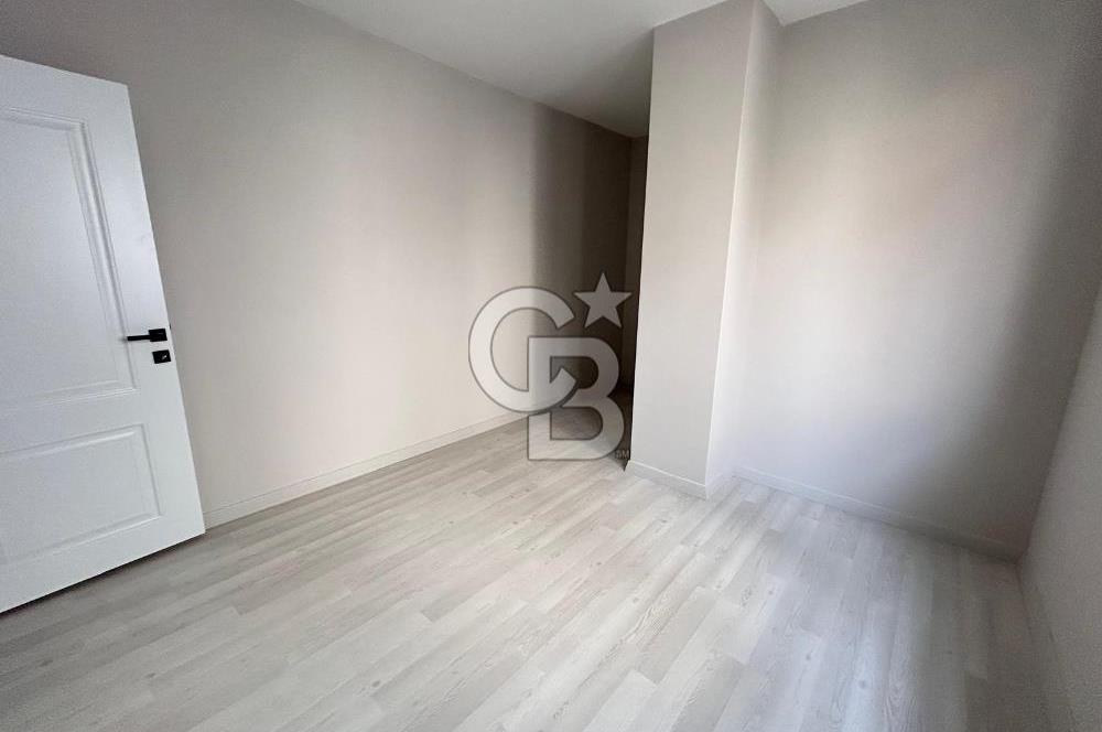 SIFIR OTOPARKLI CADDE ÜZERİ ARA KAT 2+1 DAİRE