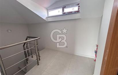 CADDE ÜZERİNDE OTOPARKLI 3+1 ÜST DUBLEKS DAİRE
