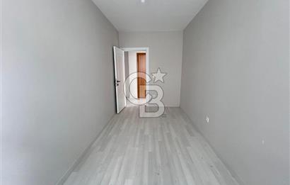 SIFIR OTOPARKLI CADDE ÜZERİ ARA KAT 2+1 DAİRE
