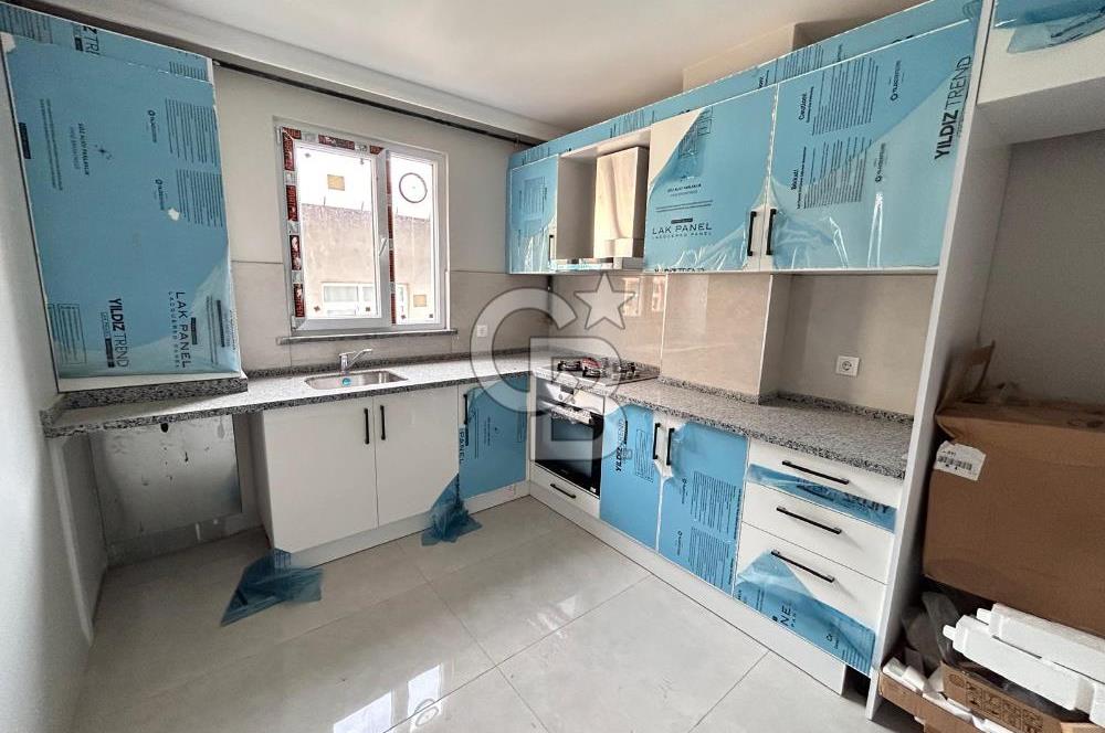 SIFIR KAPALI OTOPARKLI CADDE ÜZERİ ARA KAT 2+1 DAİRE