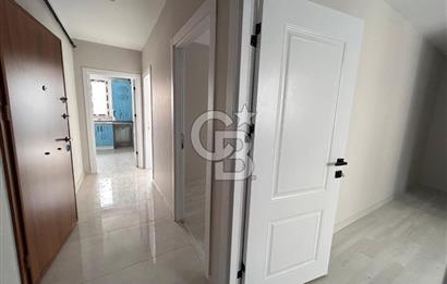 CADDE ÜZERİNDE SIFIR OTOPARKLI 2+1 ARA KAT DAİRE