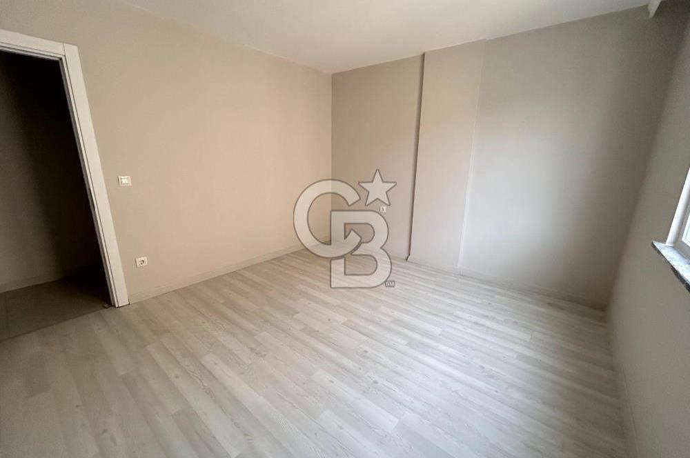 SIFIR KAPALI OTOPARKLI CADDE ÜZERİ ARA KAT 2+1 DAİRE