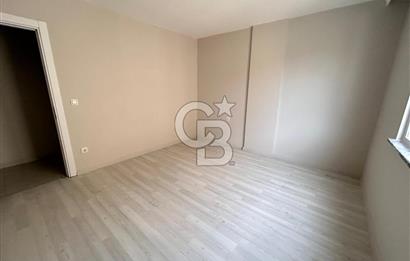 SIFIR KAPALI OTOPARKLI CADDE ÜZERİ ARA KAT 2+1 DAİRE