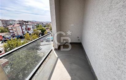 CADDE ÜZERİ OTOPARKLI SIFIR 2+1 DAİRE