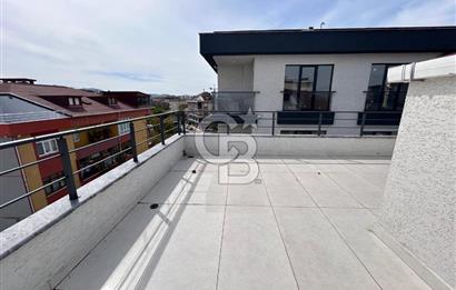 CADDE ÜZERİNDE OTOPARKLI 3+1 ÜST DUBLEKS DAİRE