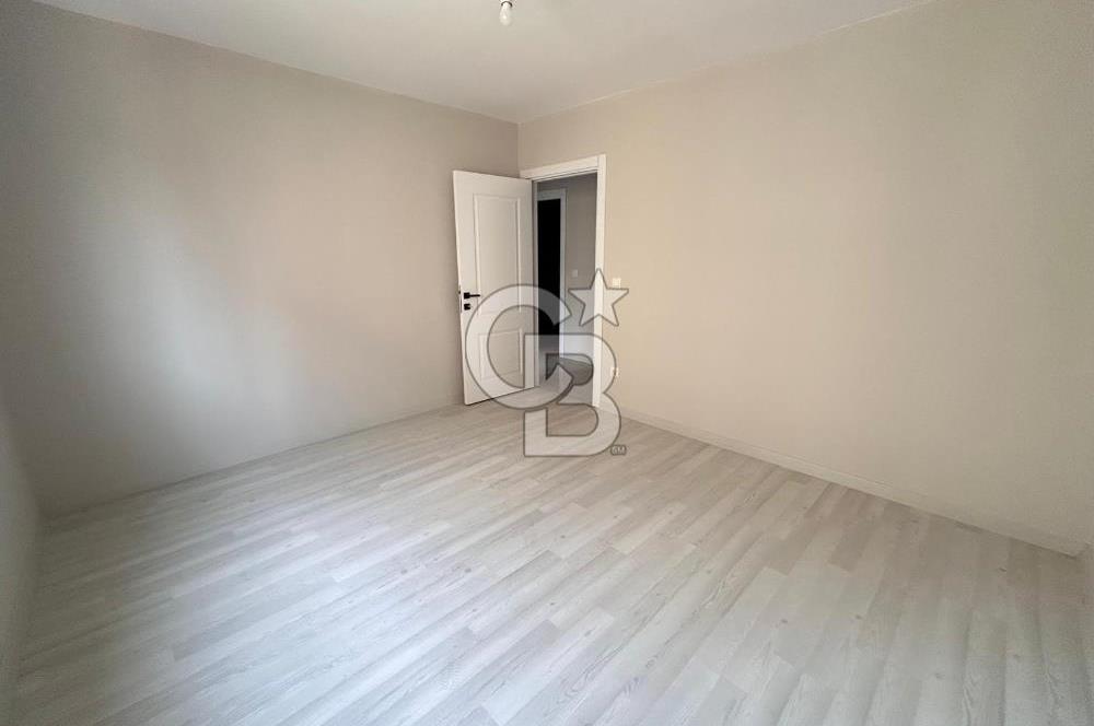 SIFIR KAPALI OTOPARKLI CADDE ÜZERİ ARA KAT 2+1 DAİRE