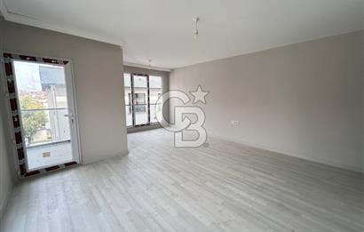 SIFIR KAPALI OTOPARKLI CADDE ÜZERİ ARA KAT 2+1 DAİRE