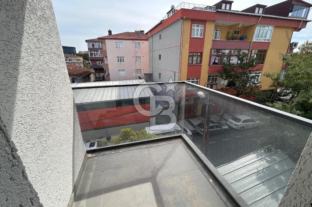 CADDE ÜZERİNDE SIFIR OTOPARKLI 2+1 ARA KAT DAİRE