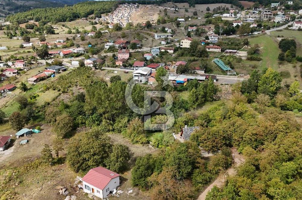 ŞİLE DEĞİRMENÇAYIRINDA 1.373 m² YOLA CEPHELİ TARLA