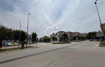İzmir Bayraklı'da Cadde Üzeri Köşe Geniş 3+1 Satılık Daire