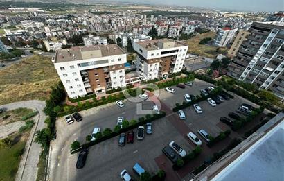 Çiğli Palmiye Park Terasta Mimari Tasarımlı Büyük Tip 2+1 Daire