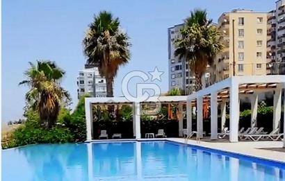 Çiğli Palmiye Park Terasta Mimari Tasarımlı Büyük Tip 2+1 Daire