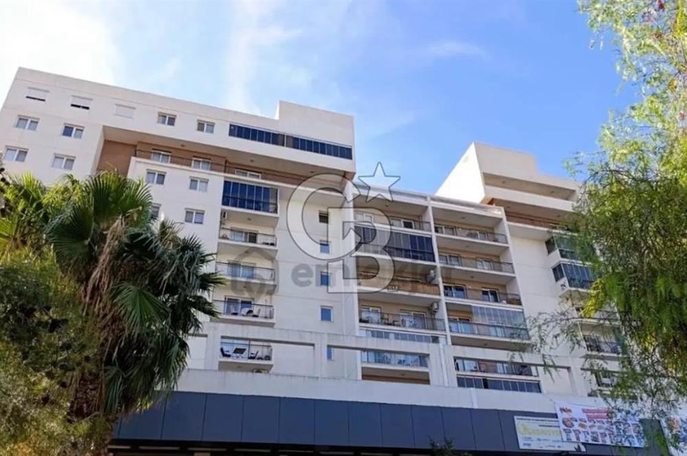 Çiğli Palmiye Park Terasta Mimari Tasarımlı Büyük Tip 2+1 Daire